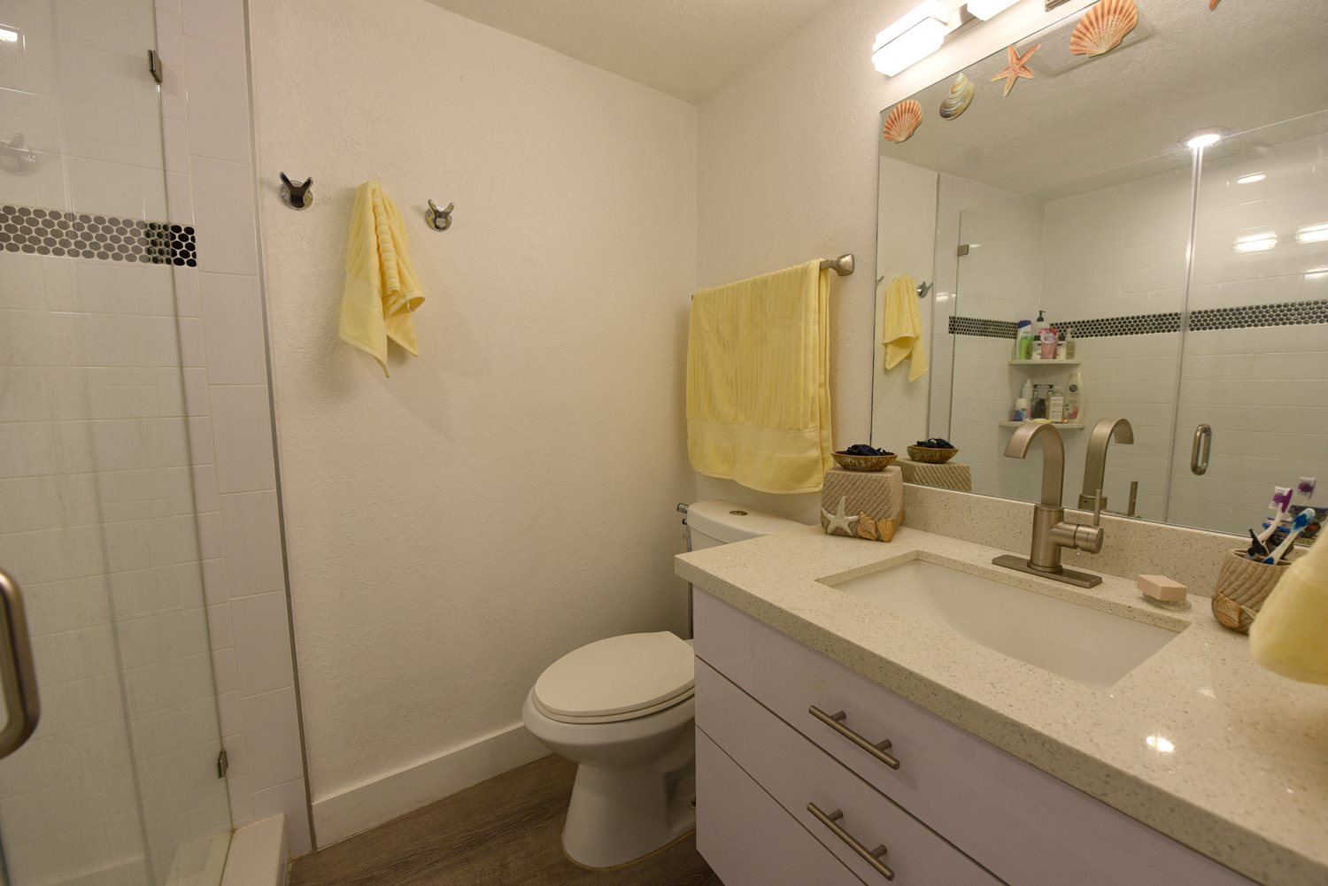 Gallery Photo 13